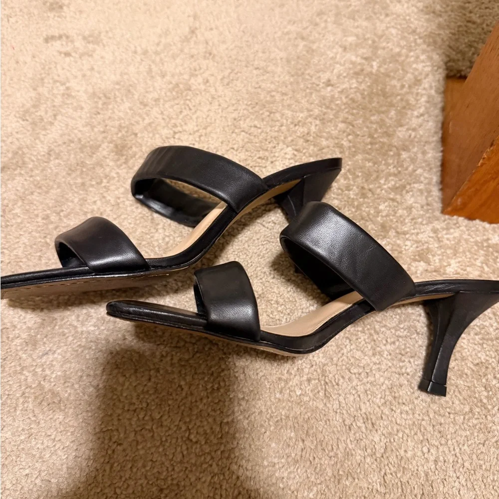 Vince Camuto Black Women's Heel Sandals - Picture 5 of 13